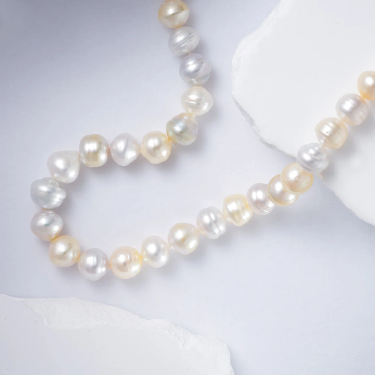 18k Gold Baroque South Sea Pearl Necklace KN00212