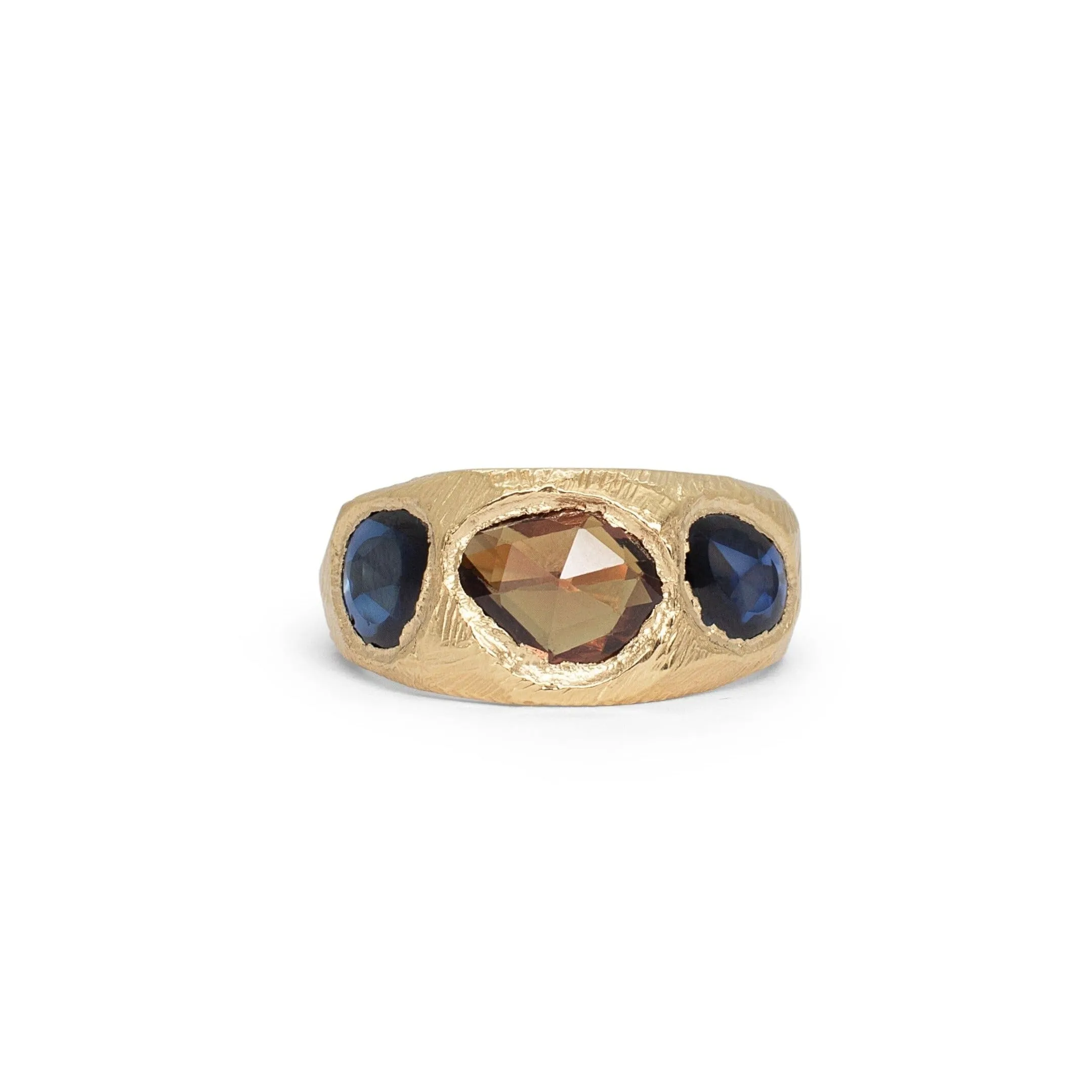 18K Three Stone Ring in Maroon and Dark Blue Sapphire