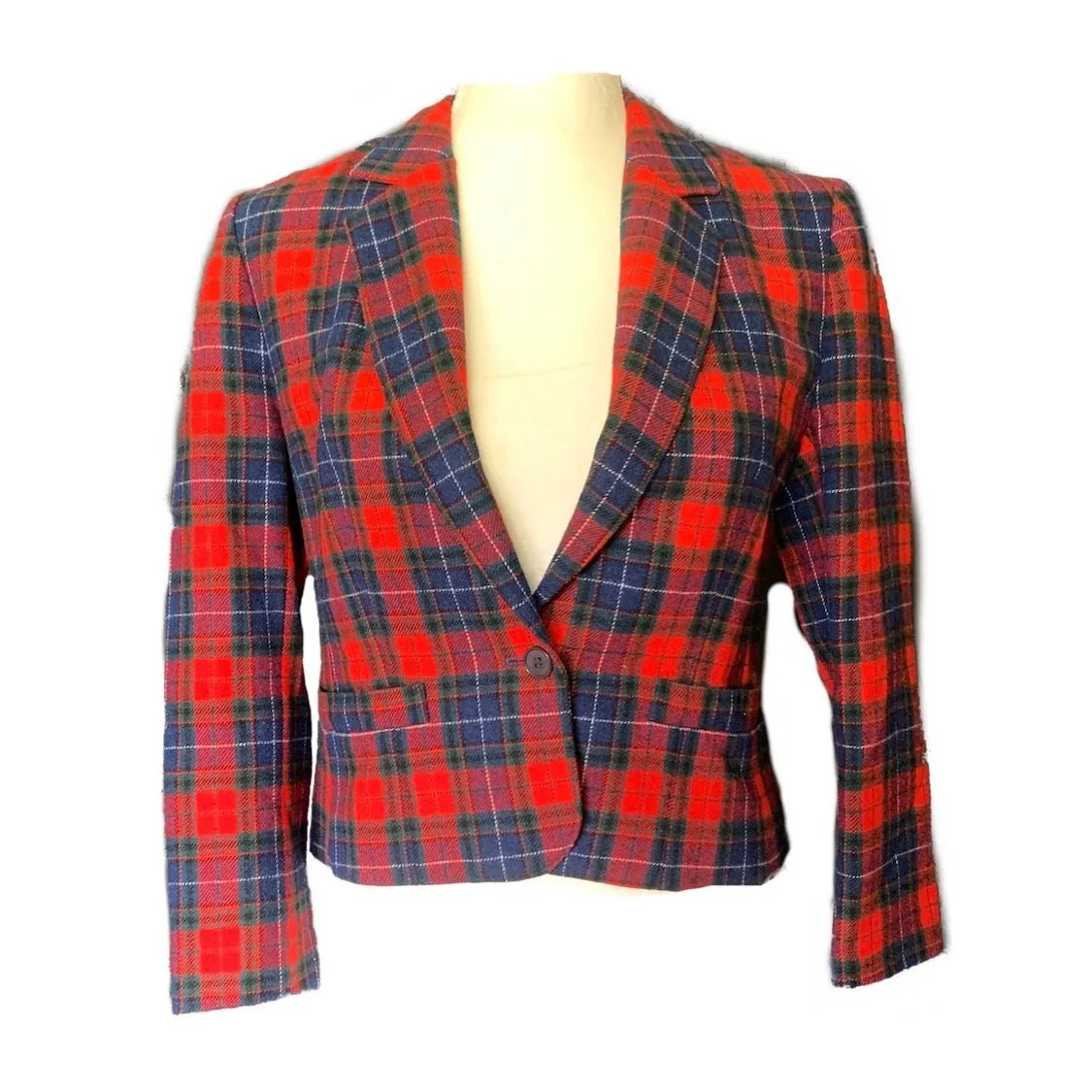 1970s Red Plaid Short Wool Jacket or Bolero by Pendleton. 2020 Fall Fashion Trend Vintage Style.