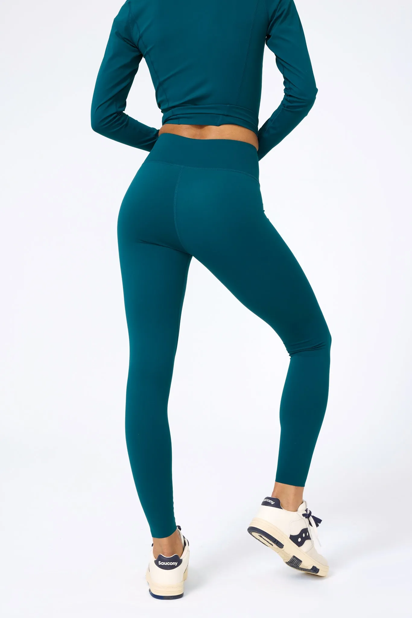 Action Basic Legging in Cypress