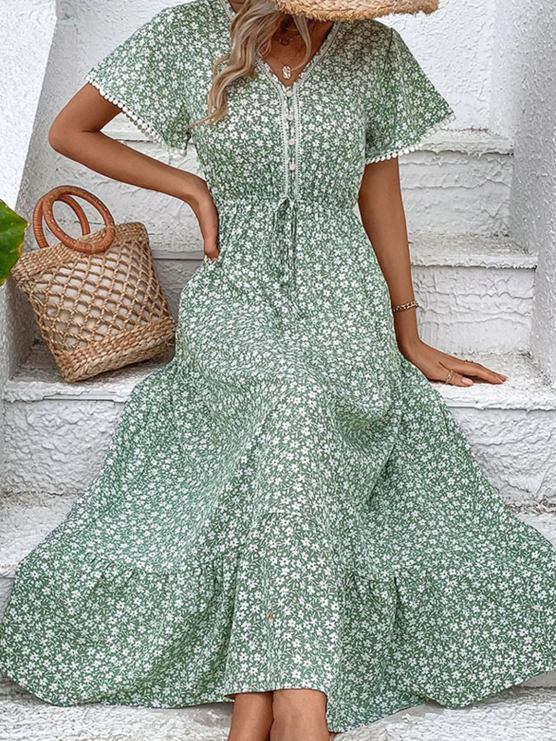 Chic Ditsy Floral V-Neck Tiered Dress: Perfect Summer Beach Wedding Attire for Women