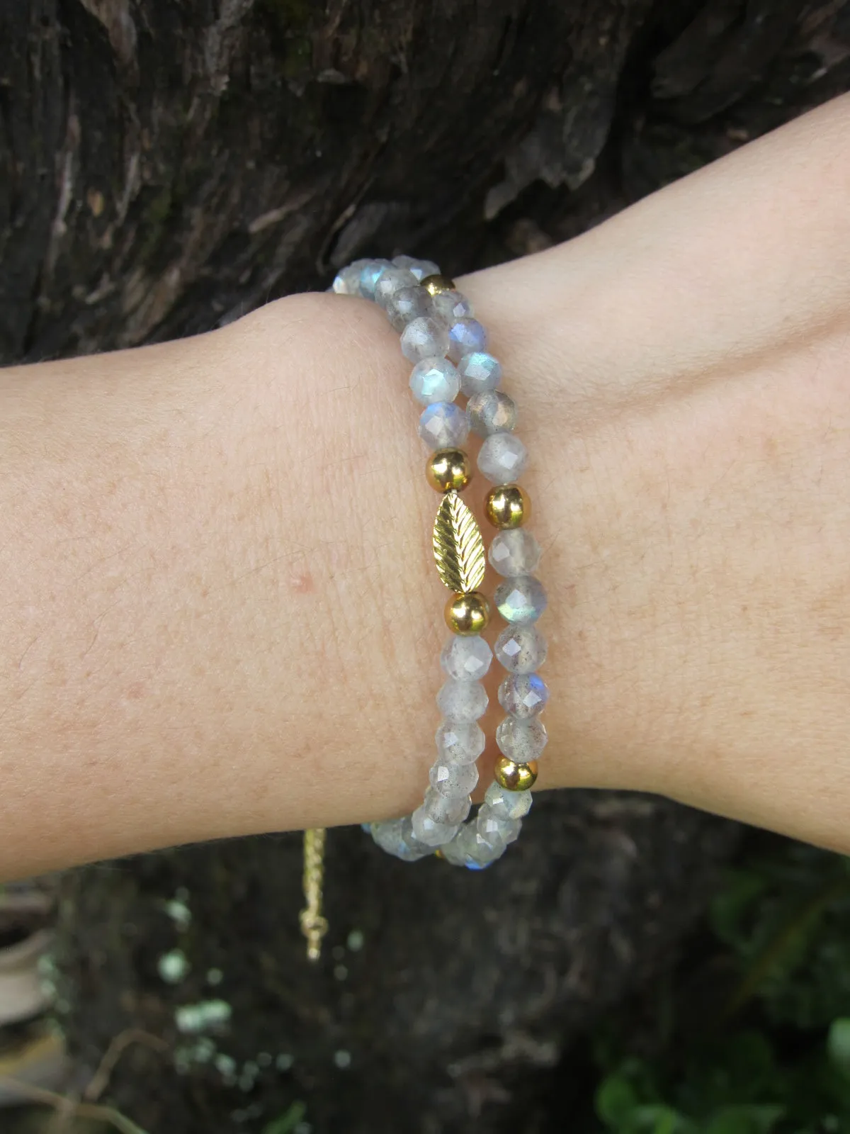 Dainty Labradorite Gemstone Bracelet