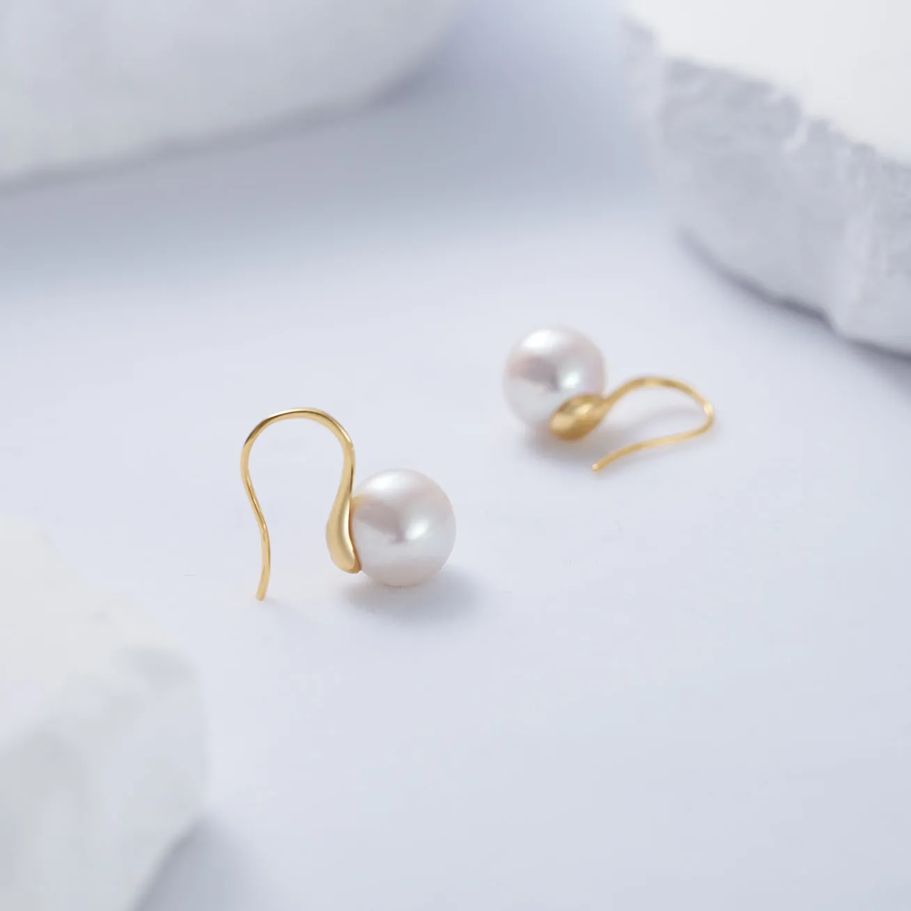 Edison Round Pearl Earrings WE00782