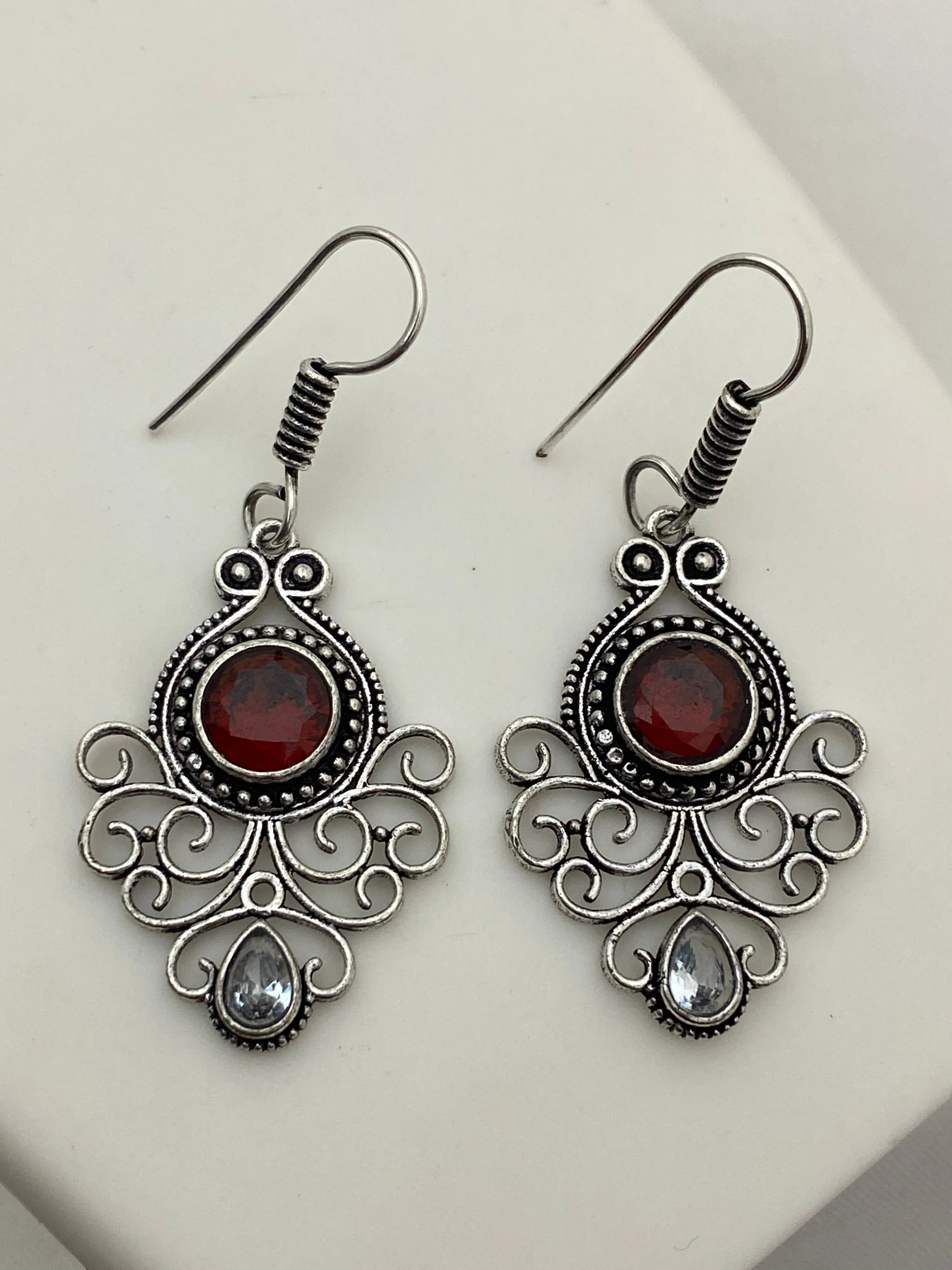 Elegant Red And White Stone Designer Silver Plated Oxidized Hook Earrings