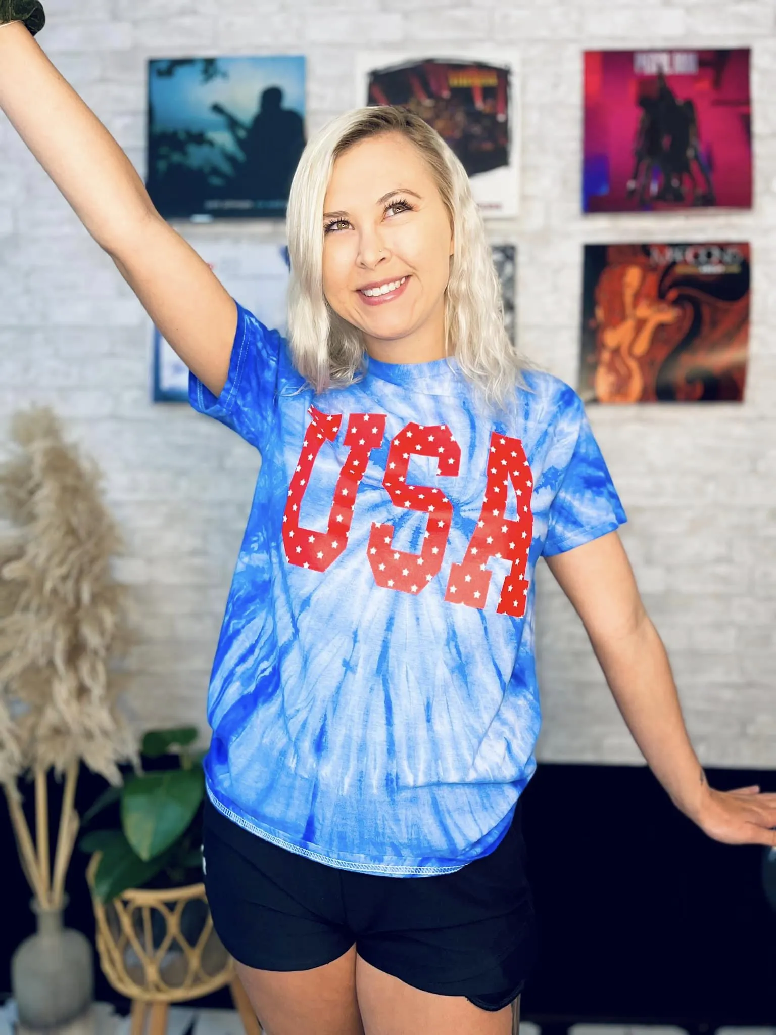 {LET FREEDOM RING} Glitter USA Royal Blue Tie Dye Crew Neck Tee