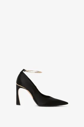 Pointy Toe Pump in Black Satin