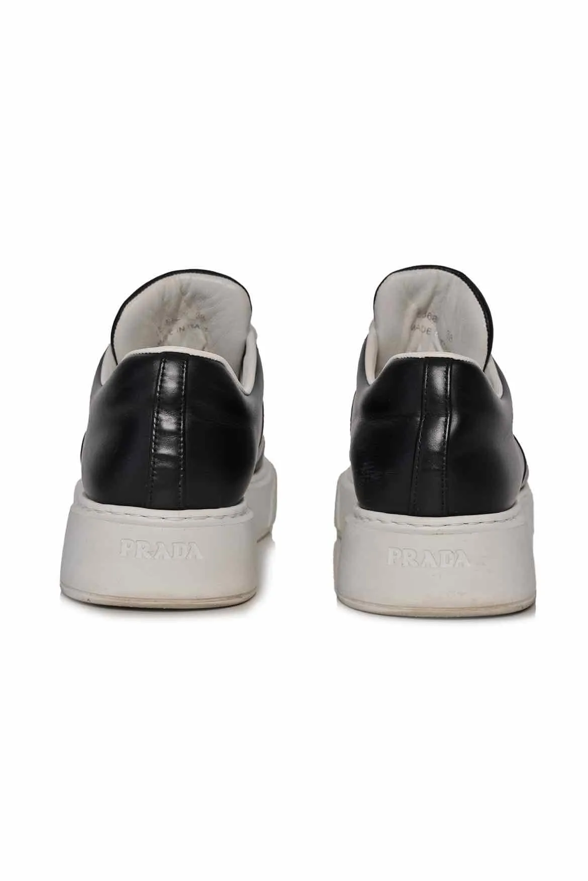 Prada Size 38 Sneaker