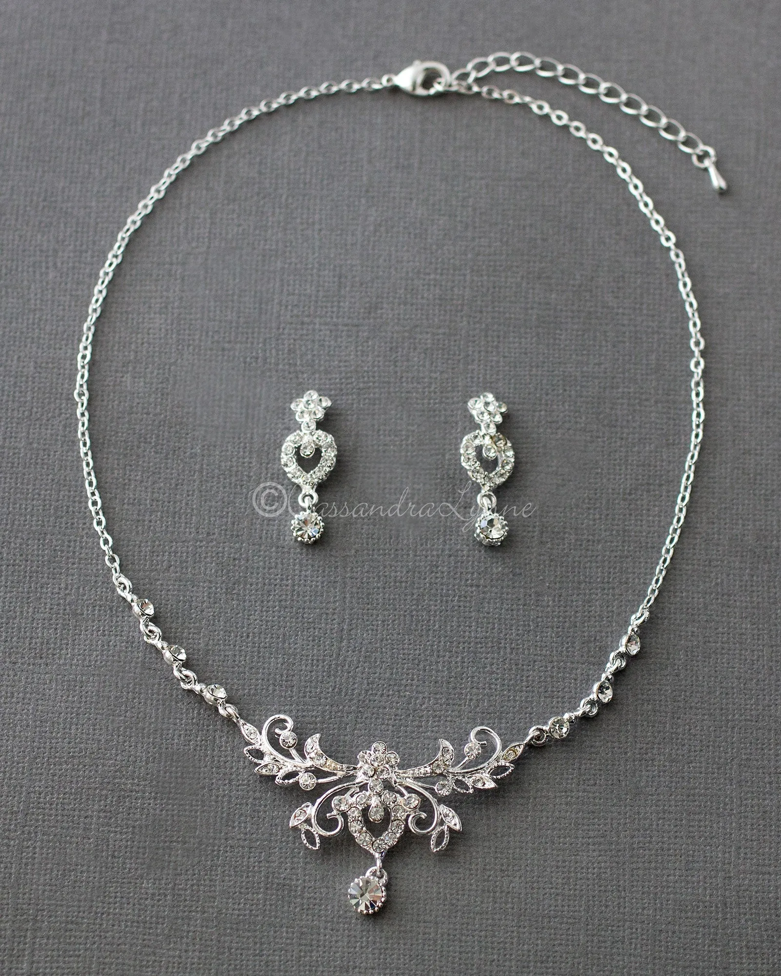 Scrolling Bridal Necklace Set