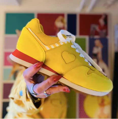 Serena Sunshine #MyLolaSneaks